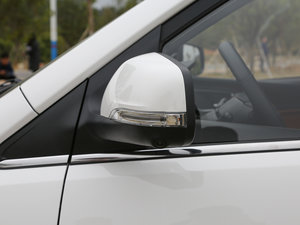 2017ɄӰ 1.8L iAMT ^