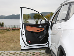 2017款律动版 1.8L iAMT尊享型 驾驶位车门