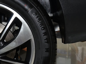 2017款1.5T DCT尊享版 轮胎尺寸