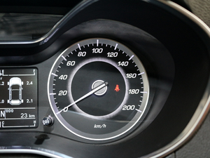 2017ɄӰ 1.8L iAMT п؅^