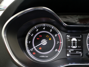 2017ɄӰ 1.8L iAMT п؅^