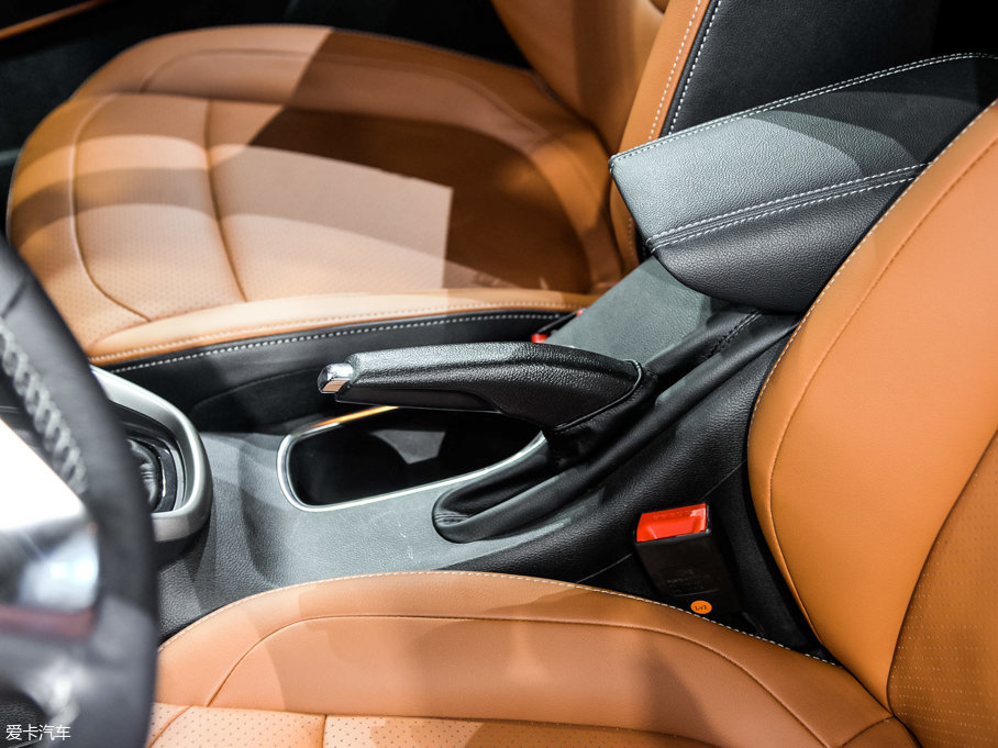 2017��E510 1.5L �քӺ��A��