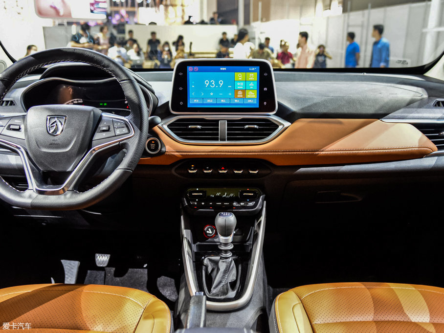 2017��E510 1.5L �քӺ��A��