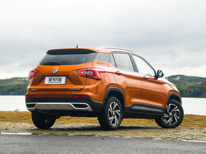 2017款1.5L 手动豪华型 整体外观