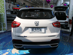 2017款1.5L 自动时尚型 正后	