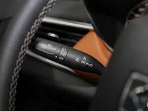 20181.5L Ԅ؄e п؅^