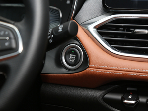 20181.5L Ԅ؄e п؅^