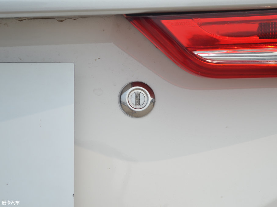 2017��E310W 1.2L �քӳ�ֵ�� ��V