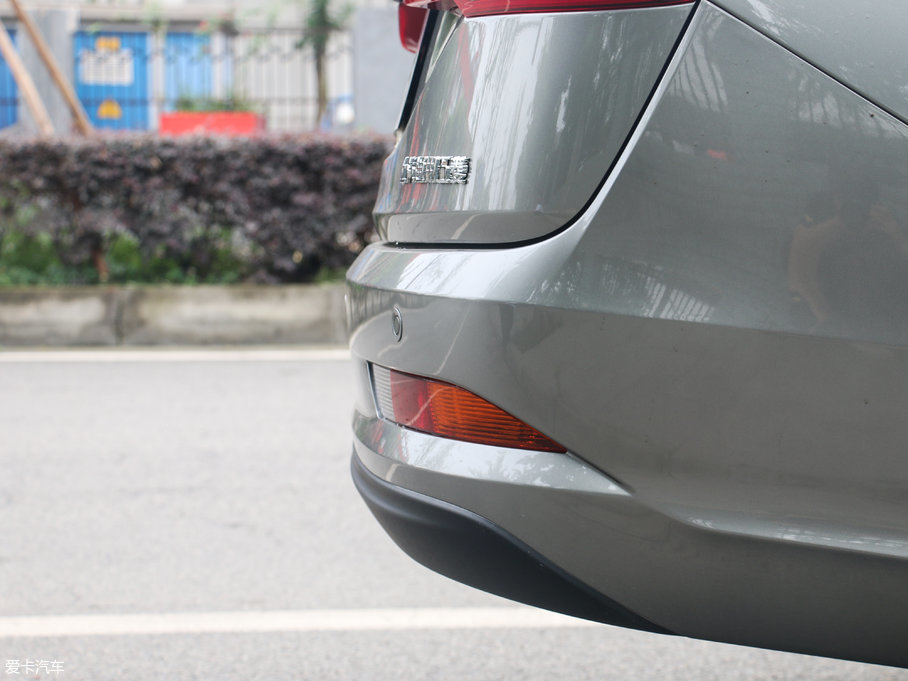 2017E310W 1.5L քӕr V