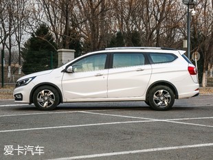 寶駿汽車2017款寶駿310W