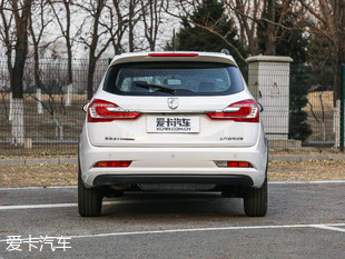 寶駿汽車2017款寶駿310W