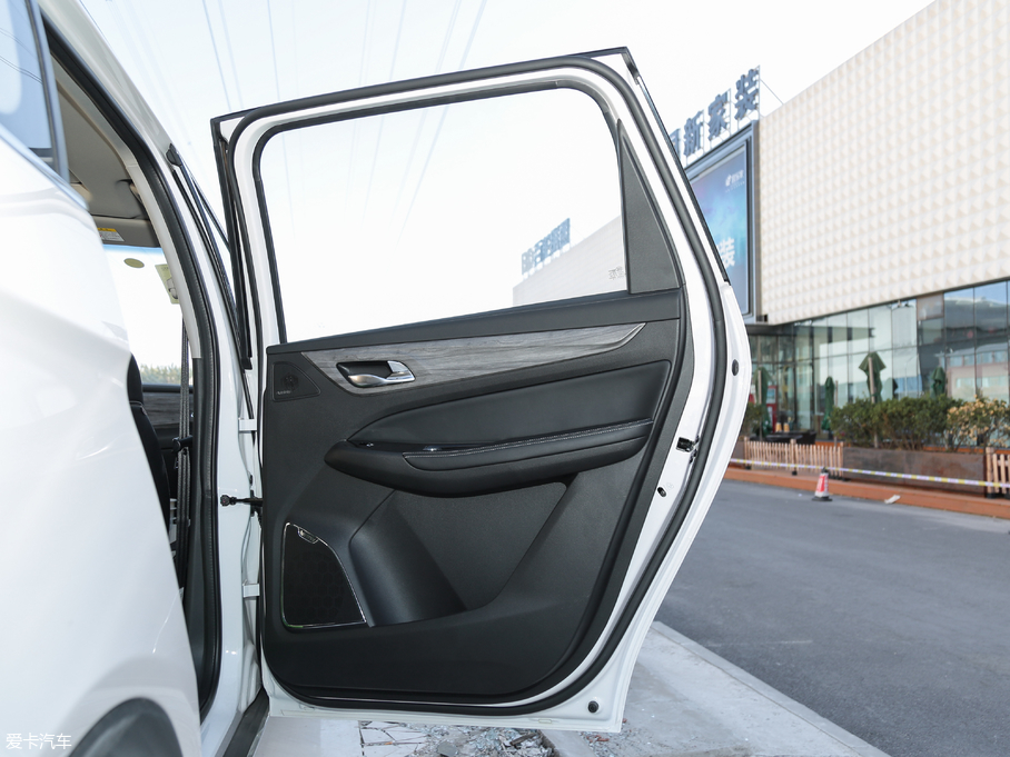 2017E730 1.5T DCTŞ 7 V