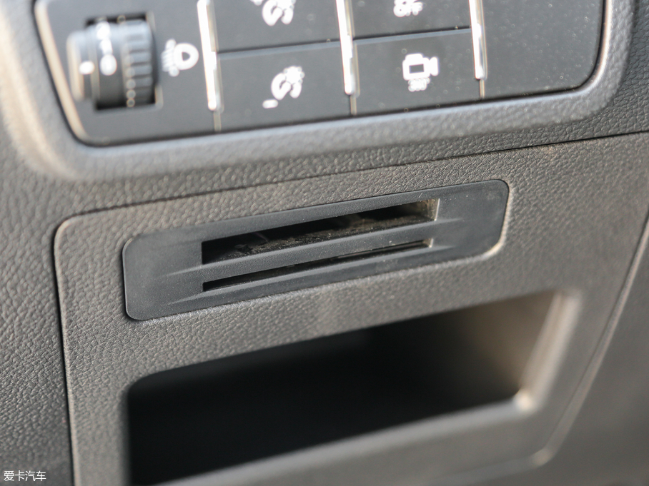 2017E730 1.5T DCTŞ 7 V