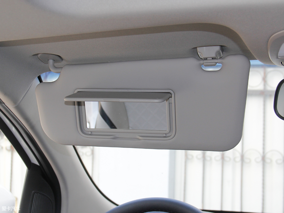 2017E730 1.5T DCTL(fng)  7 V