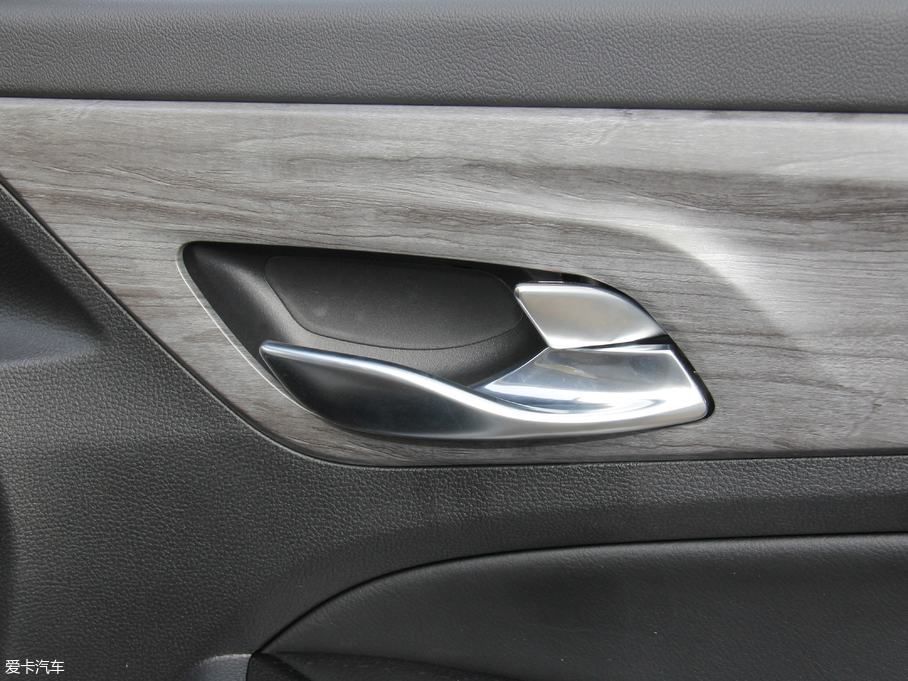 2017E730 1.5T DCTL  7 V