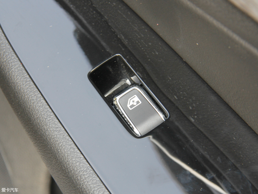 2017E730 1.5T DCTL  7 V