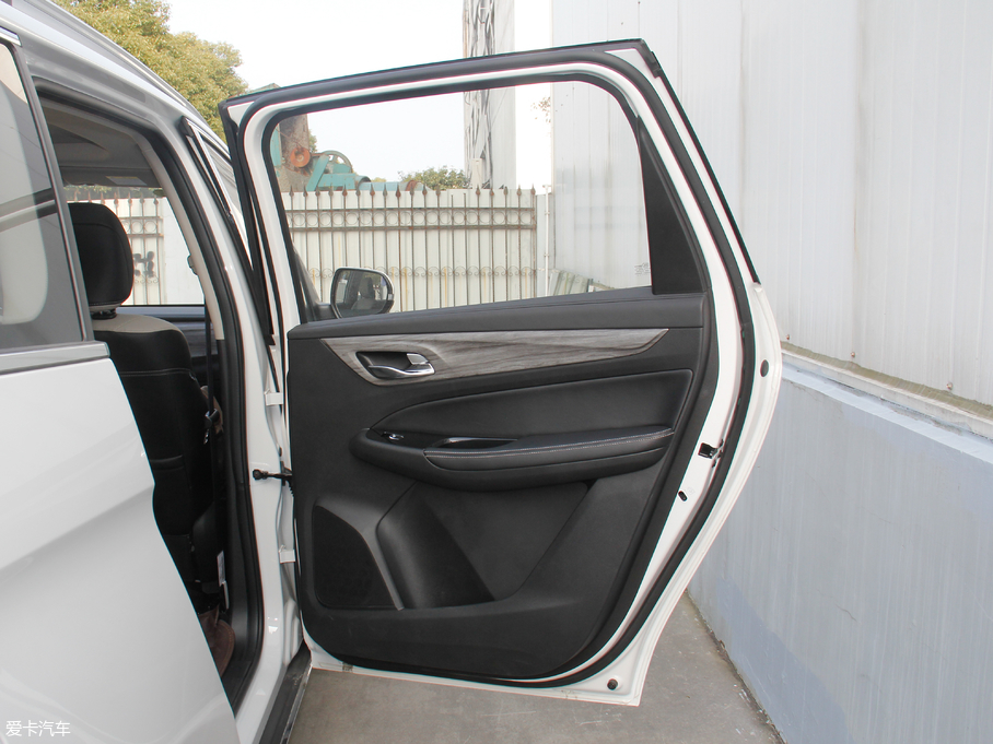 2017E730 1.5T DCTL  7 V