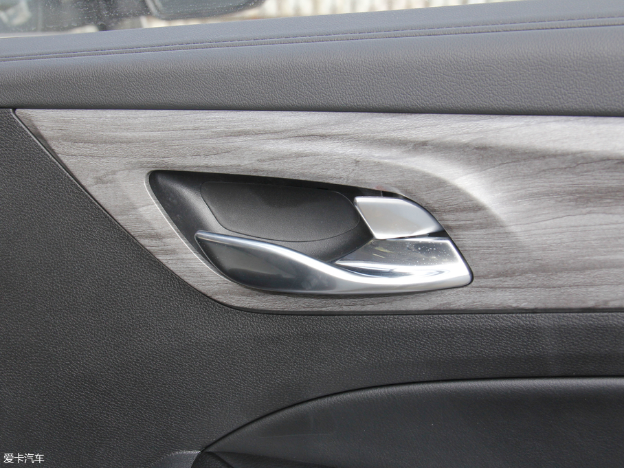 2017E730 1.5T DCTL  7 V