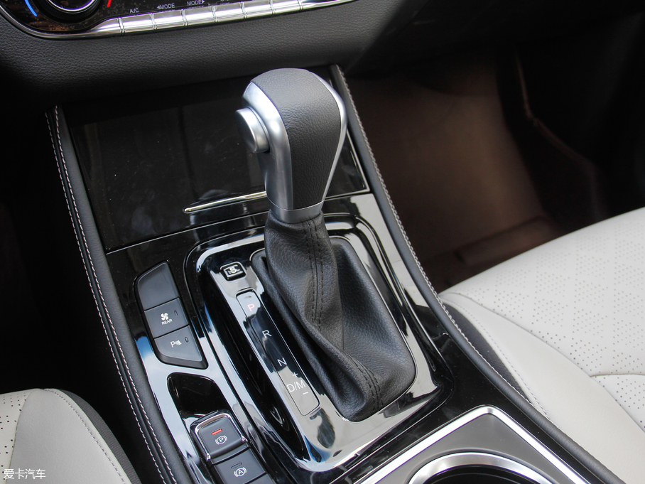 2017E730 1.5T DCTL  7 V