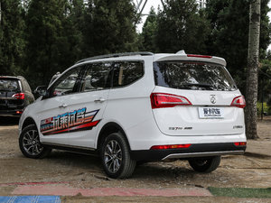 2017款1.8L iAMT豪华型 7座 左后45度
