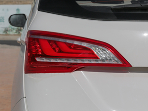 20171.5T DCTŞ 7 V ^