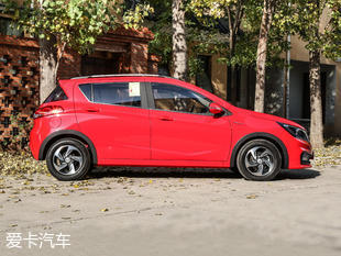 寶駿汽車2017款寶駿310