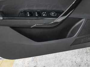 20171.5L ք(dng)A ǰT(ch)g