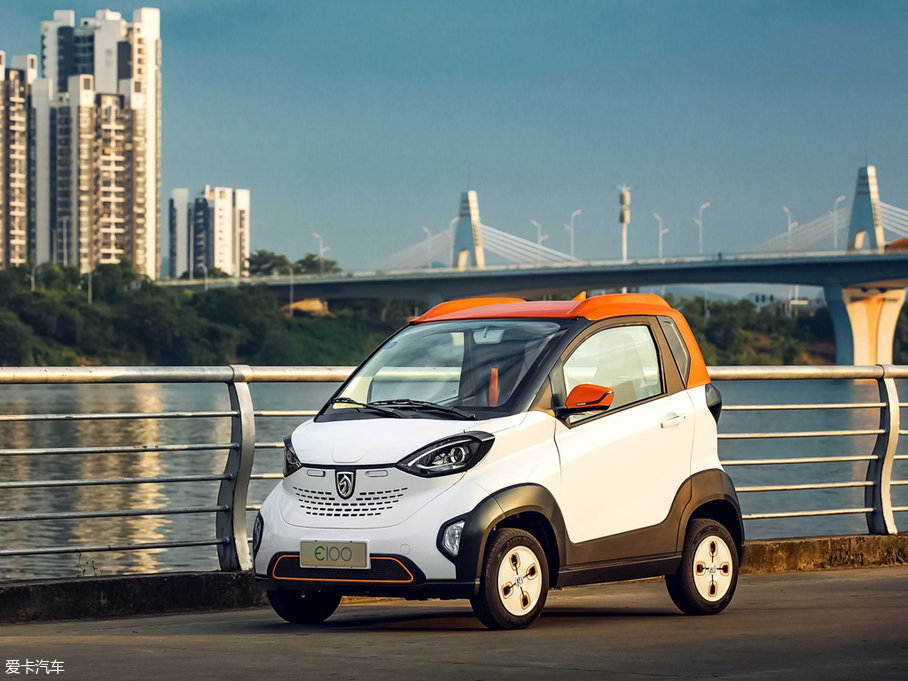 2017��EE100 ������