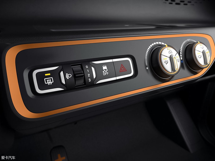 2017��EE100 ������