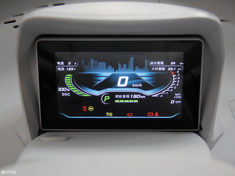 2017��EE100 ���а�