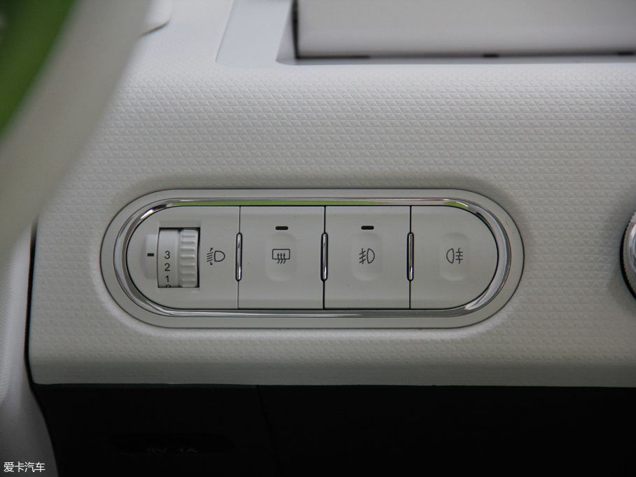 2017��EE100 ���а�