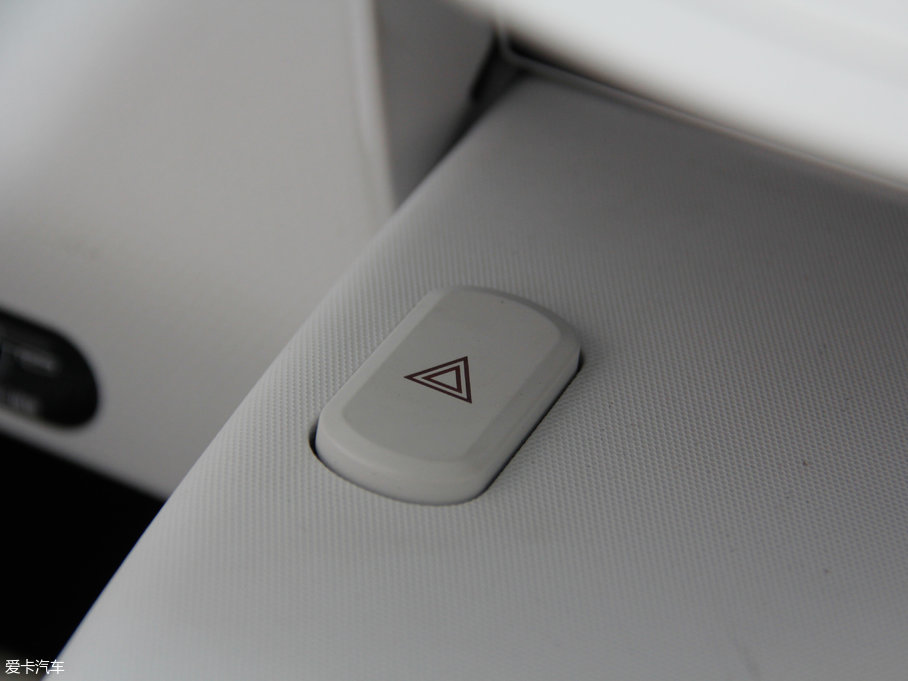 2017��EE100 ���а�