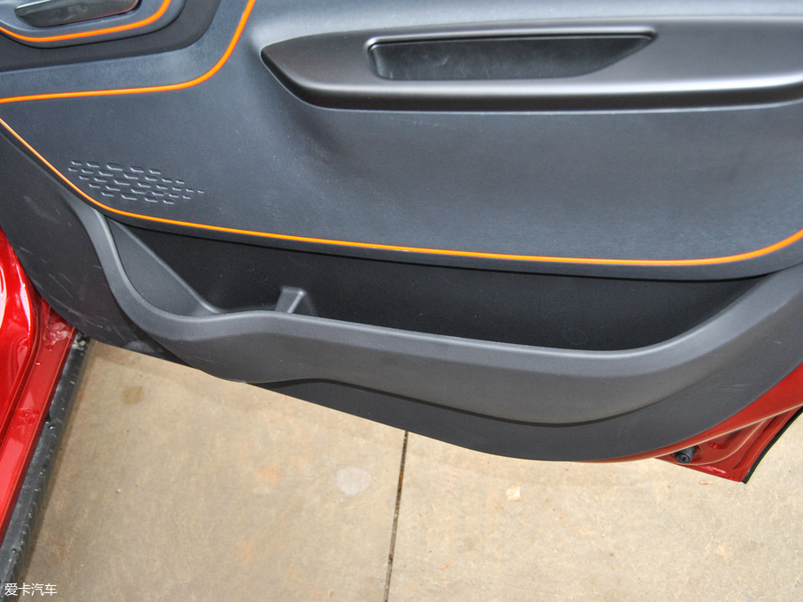 2017��EE100 ������