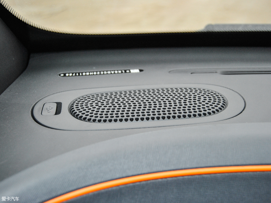 2017��EE100 ������