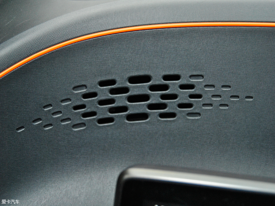 2017��EE100 ������