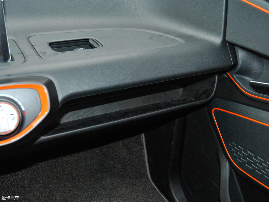 2017��EE100 ������