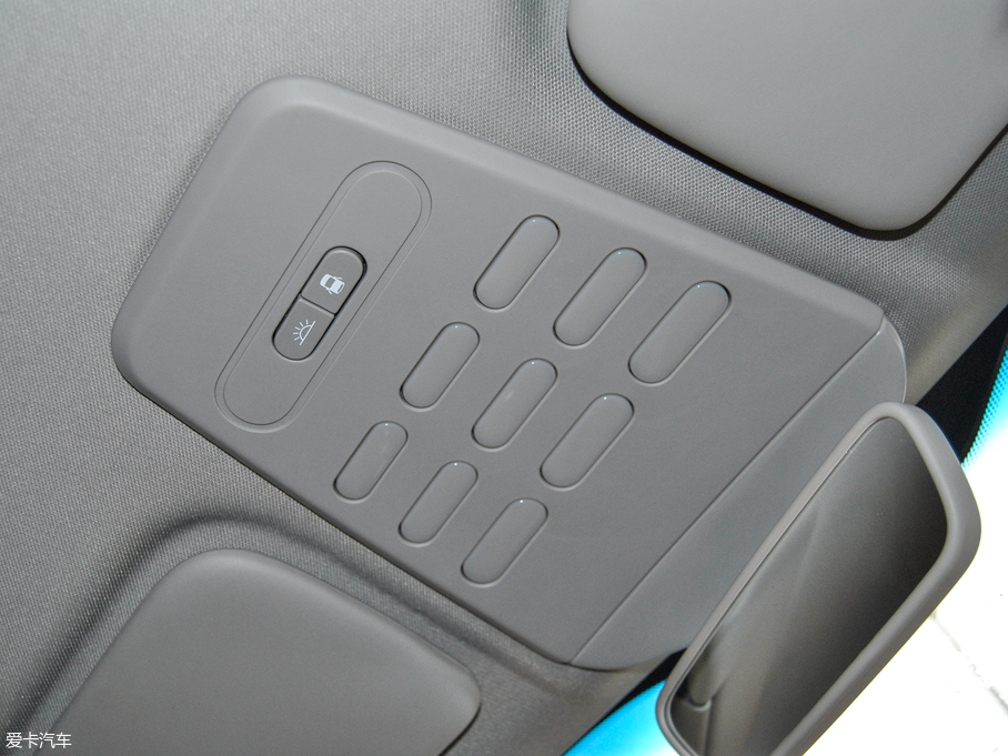 2017��EE100 ������