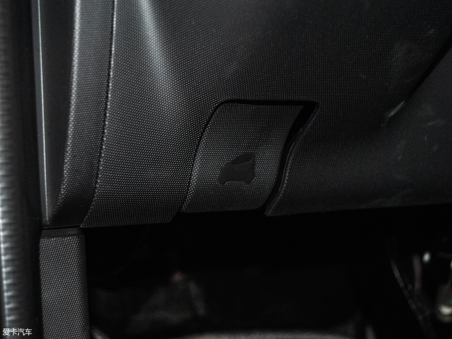 2017��EE100 ������