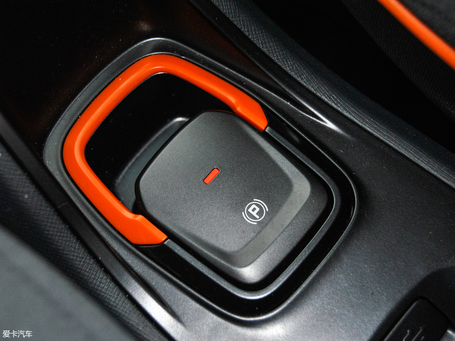 2017��EE100 ������