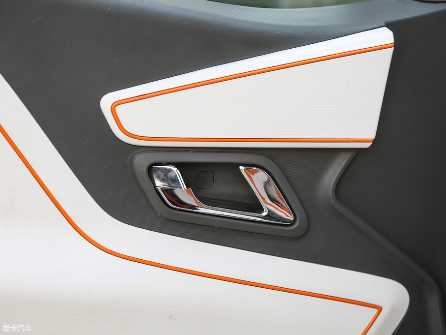 2017��EE100 ���а�