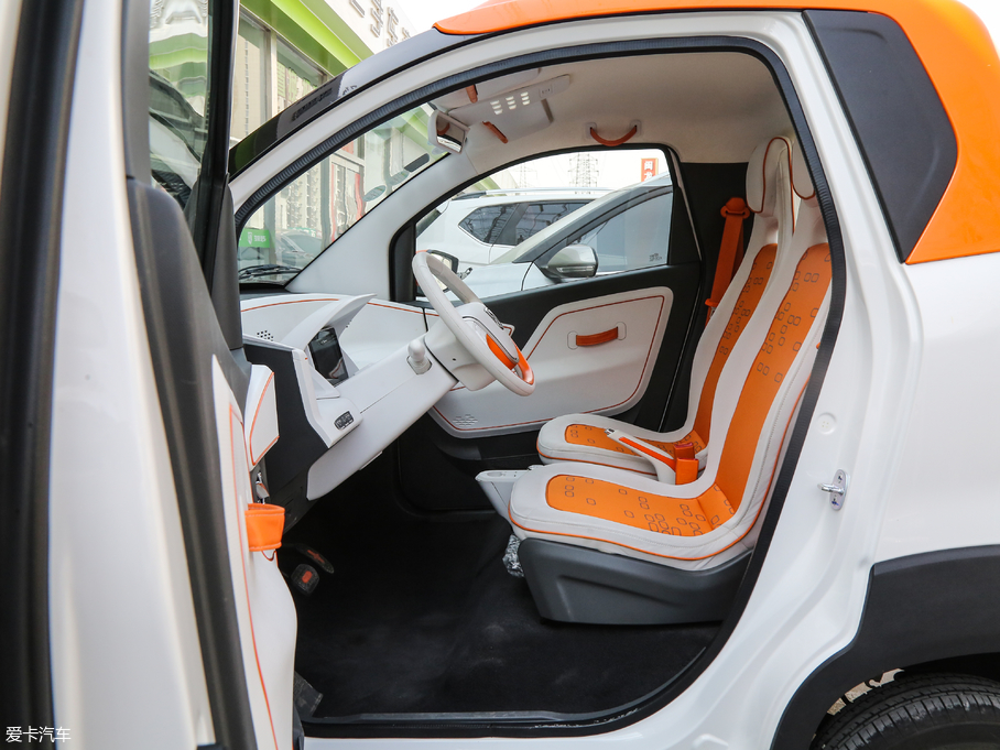 2017��EE100 ���а�