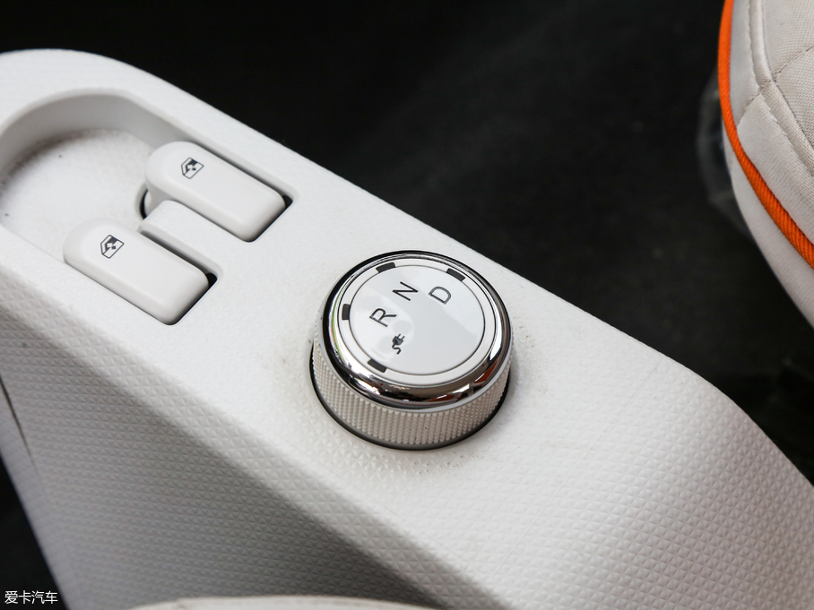 2017��EE100 ���а�