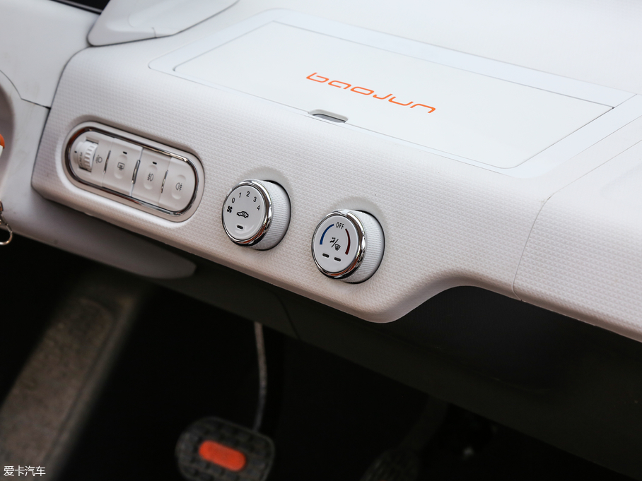 2017��EE100 ���а�