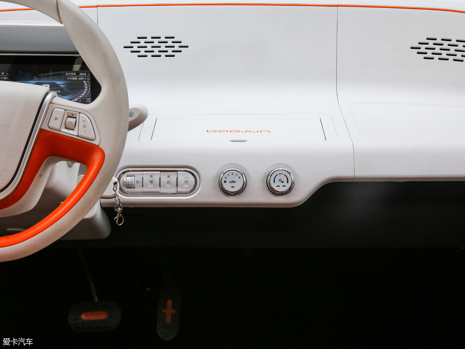 2017��EE100 ���а�