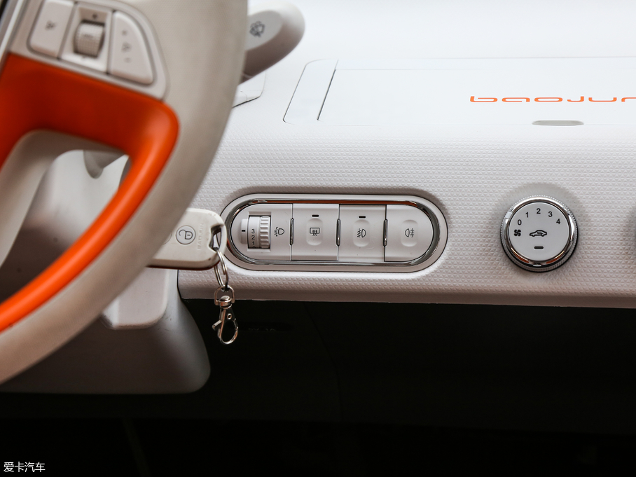 2017��EE100 ���а�