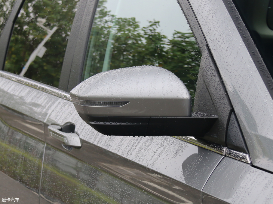 2018E530 1.5T քF V