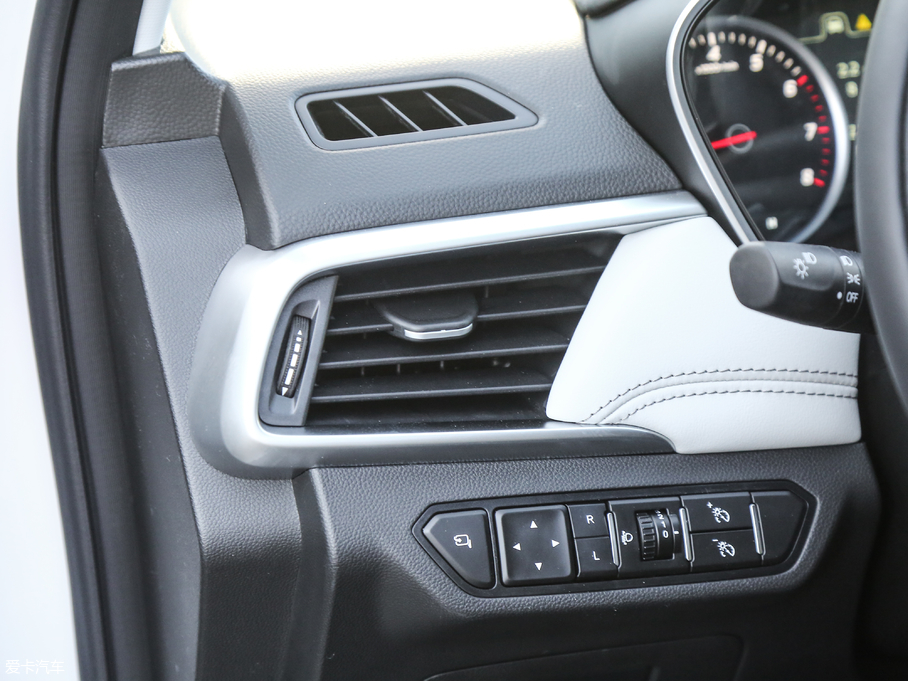 2018E530 1.5T DCTŞ V