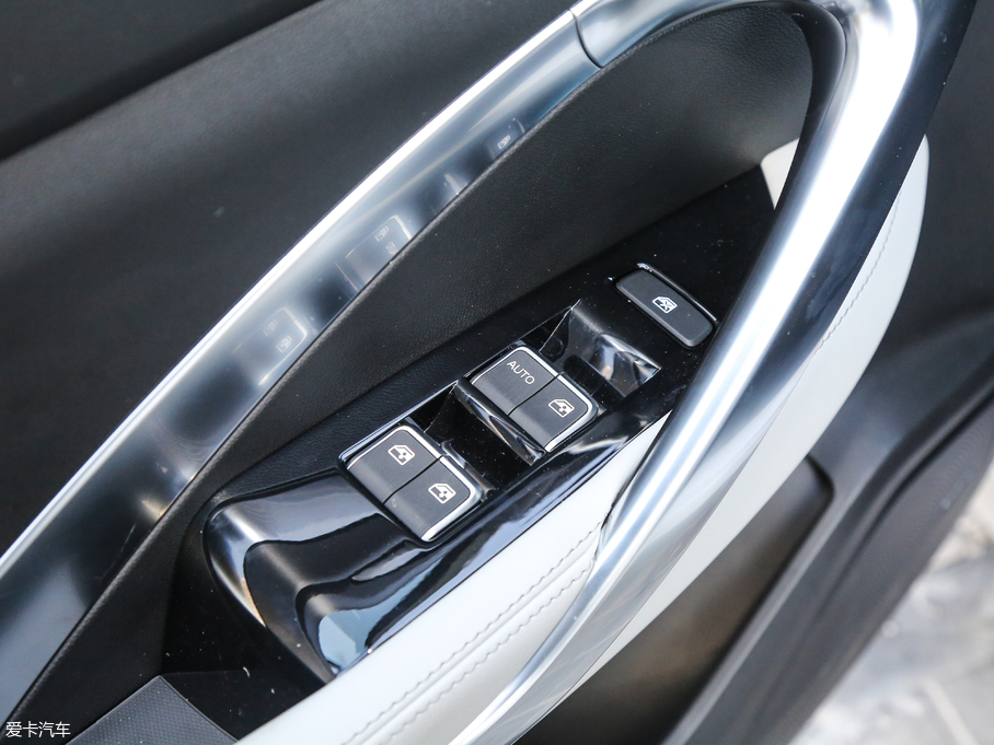 2018E530 1.5T DCTŞ V