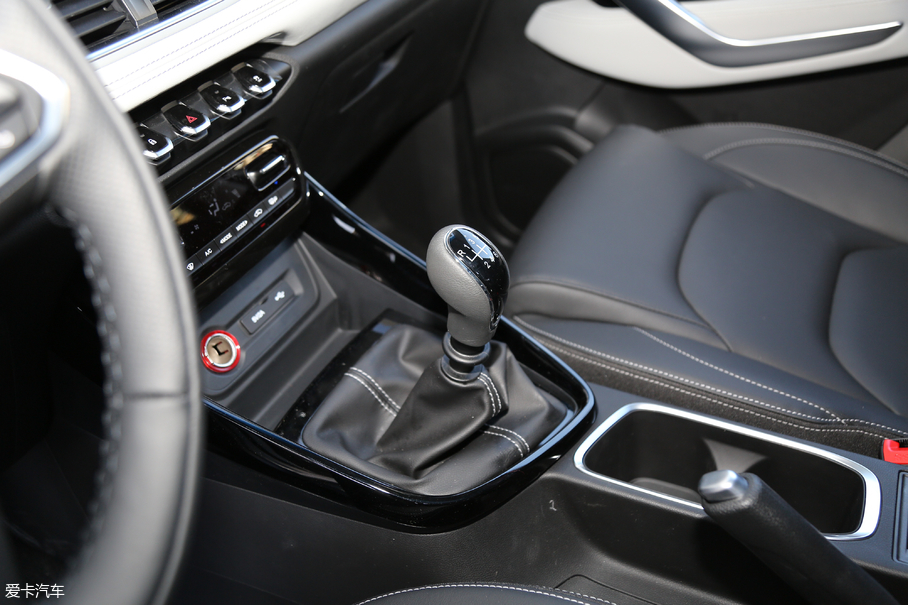 2018E530 1.5T ք(dng)A (gu)V