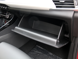 2018款1.5T DCT旗舰型 国V 空间座椅